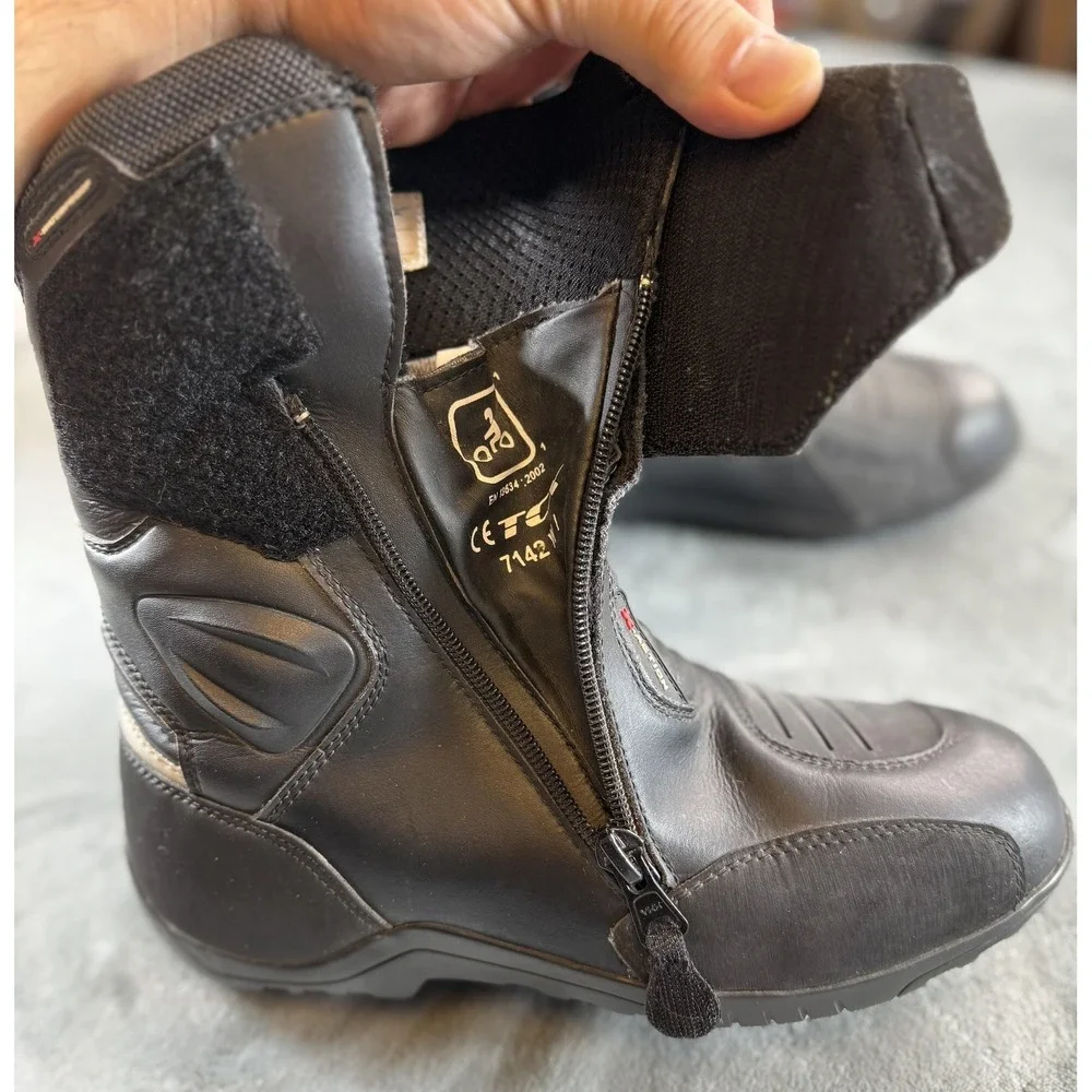 TCX X-Action Touring Motorcycle Boots Mens US 7 EU 40 Black CE EN13634 7142W